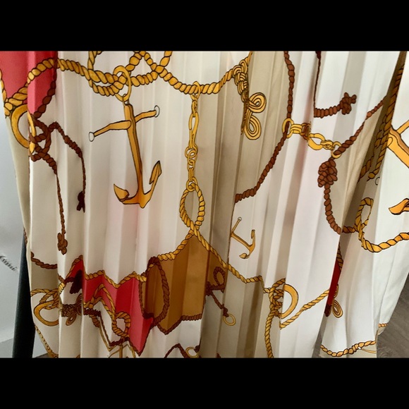 Mango Chain Print Pleated Skirt XS - Picture 5 of 11